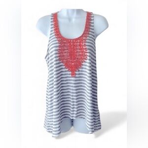 Le sample women’s embroidered tank top